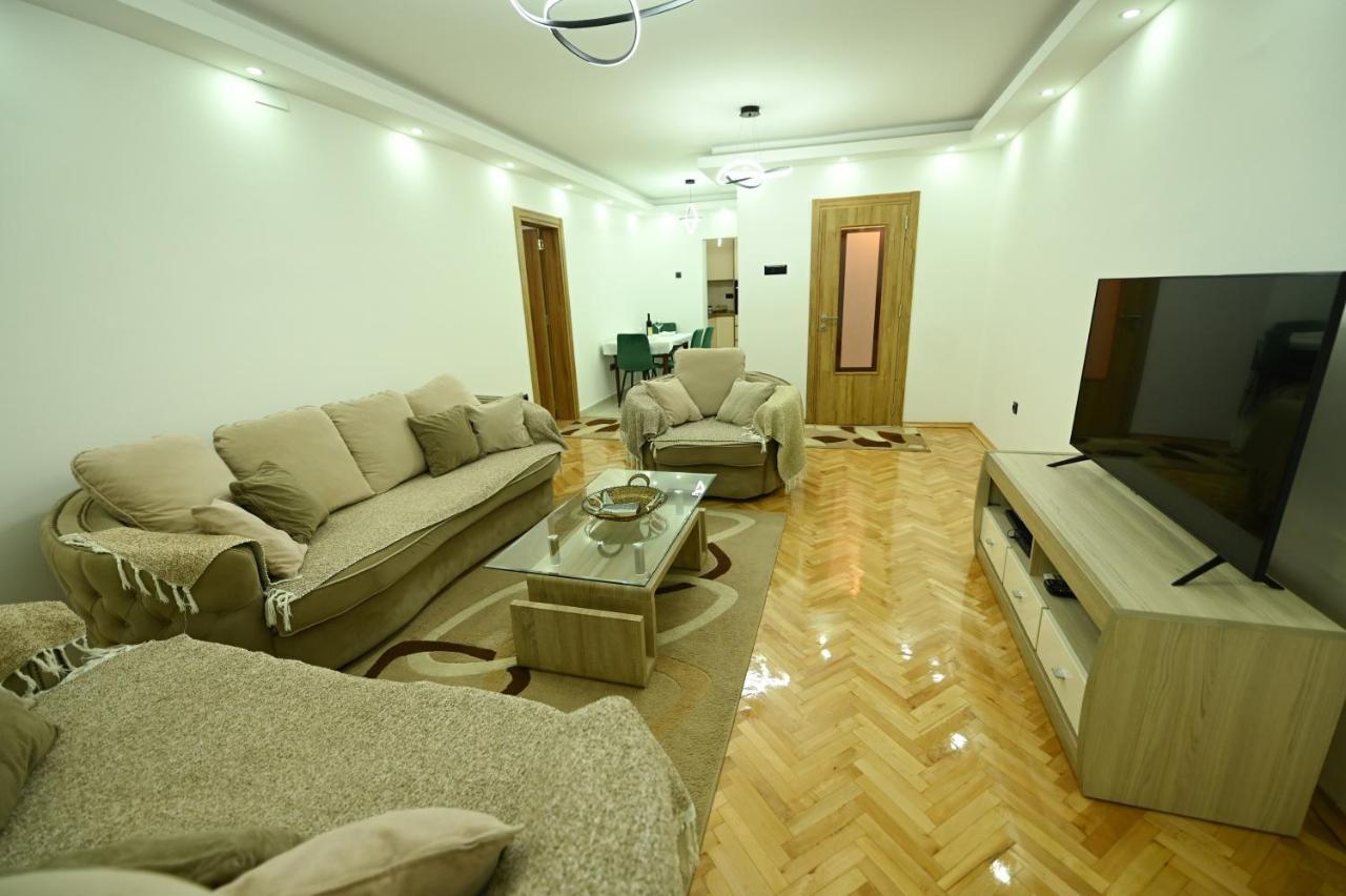 Apartman Oskar Podgorica Esterno foto