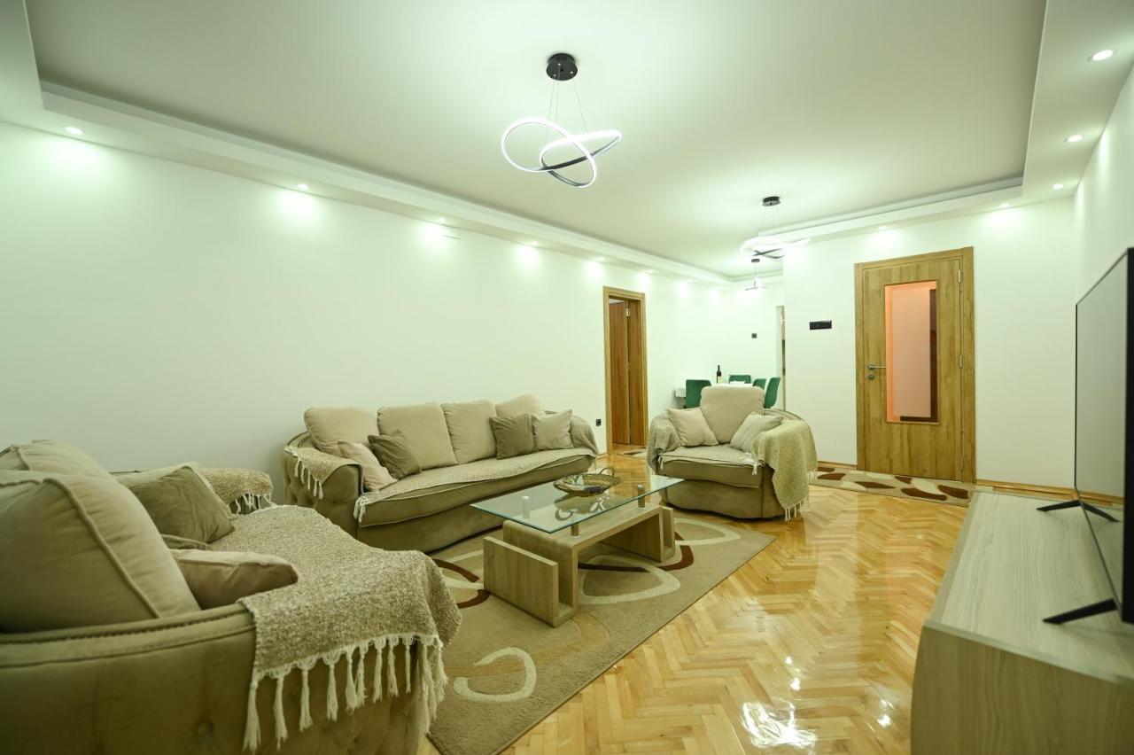 Apartman Oskar Podgorica Esterno foto