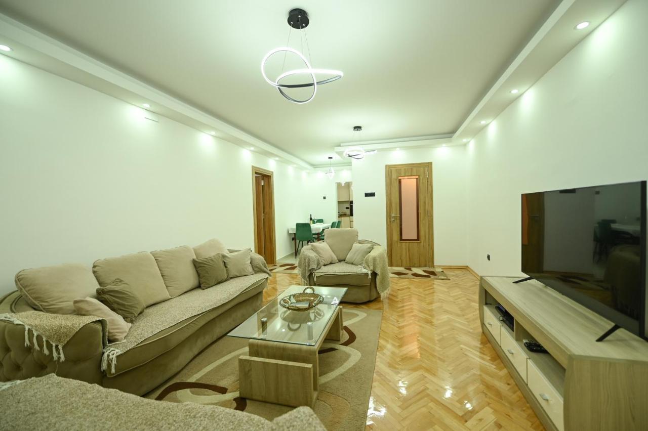 Apartman Oskar Podgorica Esterno foto