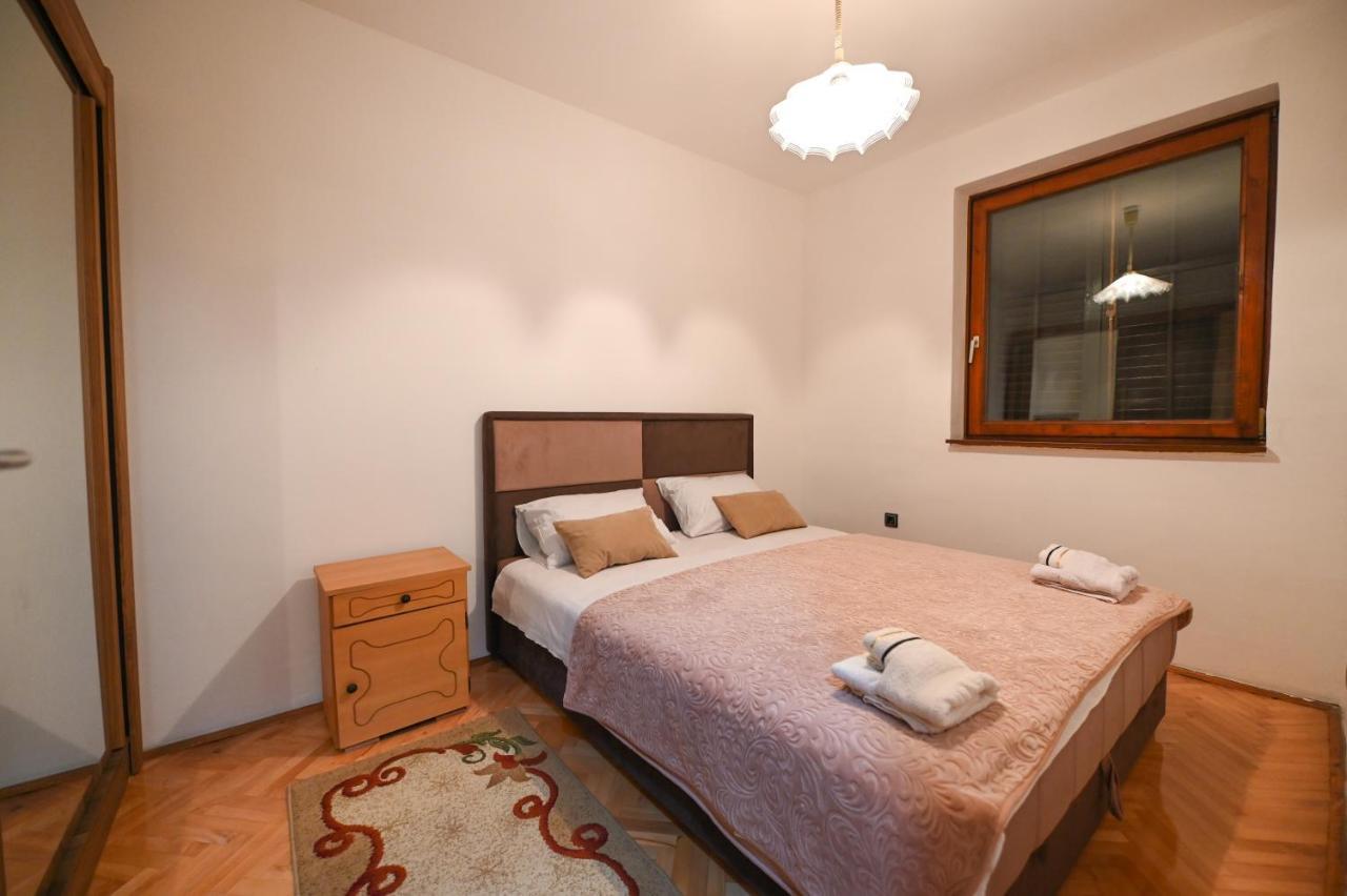 Apartman Oskar Podgorica Esterno foto